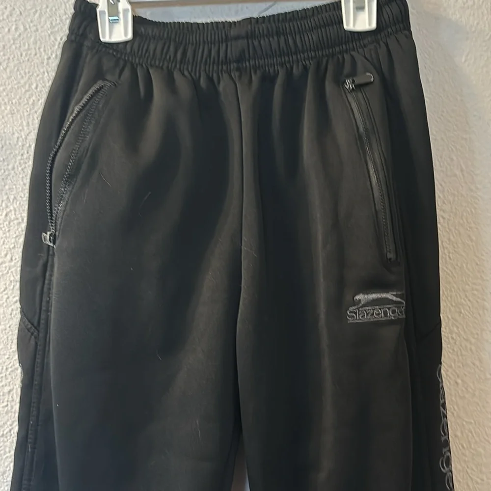 Slazenger black sweatpants size is listed fit like a medium